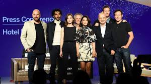 With dev patel, armie hammer, nazanin boniadi, anupam kher. Hotel Mumbai Movie On 2008 Terror Attacks Gets Mixed Reaction At Tiff 2018