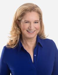 Trish Kemp's Instagram, Twitter & Facebook