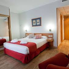 Un'opzione molto più economica rispetto a un soggiorno in un hotel di lusso e con il vantaggio di poter disporre di uno spazio privato e più grande. Appartamenti Vacanza Madrid Centro Muralto Madrid Princesa