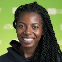 1900+ perfiles de «Onika And»