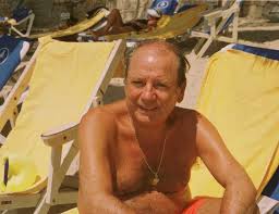 Vivió treinta y siete años en los tramos centrales y. Muere Jose Luis Nunez Expresidente Del Fc Barcelona