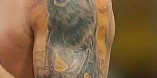 Bu evlilikte olabilir veya sevdiğiniz bir kişiyi kaybetmek de. Fenerbahce Ye Transferi Gundemde Olan Mesut Ozil In Sozleri Ve Kolundaki Aslan Dovmesi Olay Oldu