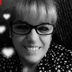 Karen Armentrout's Instagram, Twitter & Facebook