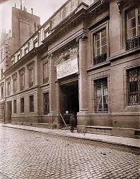 Palais De La Reine Hortense 1722 Alors Situe 17 Rue Laffitte Paris 75009 Bati Par Moreau Sous Le Nom D Hotel Bolliou De Saint Julien Demolition Reine Paris