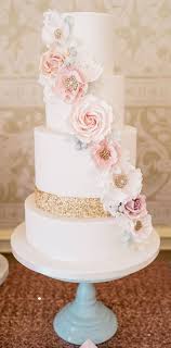 28 Inspirational Pink Wedding Cake Ideas Classy Wedding Cakes Metallic Wedding Cakes Quinceanera Cakes