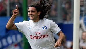 He had a successful club career in his native argentina with river plate, in brazil with cruzeiro, and with various teams in europe, including barcelona, lazio. Juan Pablo Sorin Oficial Home Facebook