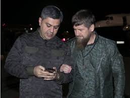 Kadirov siromašnim mladoženjama daje novac za kupovinu mlade. Ramzan Kadirov Congratulates Former Armenia National Security Service Director On Birthday