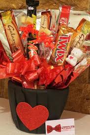 صور هدايا افكار هدايا للزوج والزوجة والام والاخوات صور هدايا مناسبة لجميع المناسبات Diy Takeout Container Iphone