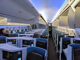 3 hours cabin and layout: Klm Boeing 787 10 Business Class Review New York To Amsterdam 10xtravel