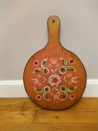 When the walls were done, i then completed two smaller works on the doors inside of the restaurant. Vintage 1957 Wood Paddle Hand Painted Floral Cutting Board Kitchen Wall Art Ebay