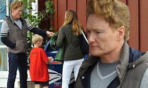 This tweak is written and maintained by beckett o'brien. Conan O Brien Enjoys Father Son Bonding Time With Beckett Daily Mail Online