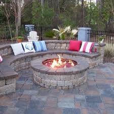 It would be so much easier and safer to purchase fire brick which is made for that use. 76 Marvelous Diy Fire Pit Ideas And Backyard Seating Area Backyard Patio Designs Fire Pit Backyard Fire Pit Patio