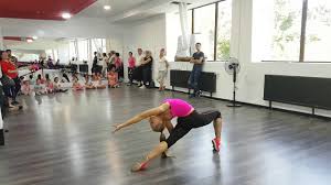 Invata sa dansezi la sensation dance studio. Curs De Dans Pentru Copii Iasi Compania De Dans The Sky