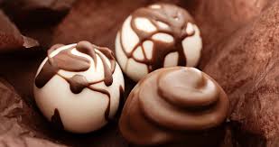 Truffes A La Pate A Biscuit Trempes Dans Le Chocolat Un Pur Delice Food Desserts With Biscuits Desserts