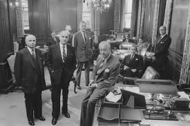 At the time, lehman brothers was united states' fourth largest investment bank and employed over 25,000 people across the globe. Introduction Baker Library Bloomberg Center Harvard Business School