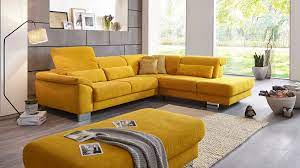 Fur Behagliche Fernsehabende Und Gesellige Runden Sofa Couch Wohnzimmer Gelb Mob Furniture Design Living Room Yellow Curtains Living Room Home Living Room