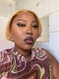 Put Your Hands Up: A Sizzling Dance Tutorial