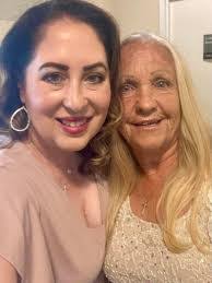 Mary Deters's Instagram, Twitter & Facebook