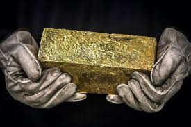 Gold futures and spot gold markets are entirely the same. Hedge Funds In Gold Futures Market Get Crushed By Big Boy Etfs Moneyweb