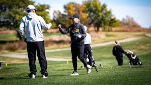 Shi Qing Ong Named Ken B. Jones Award Finalist