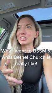 Sara Levens's Instagram, Twitter & Facebook