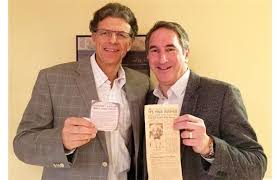 Pete McMartin: Two pasts draw hair-raising similarities