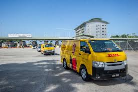 As a specialist in international shipping, dhl express provides a wide range of express parcel and. Why Is The Pfizer Vaccine Being Transported By Normal Vans And Lorries Soyacincau Com