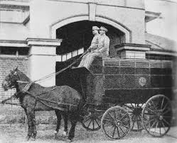StateLibQld 2 99072 Prison van outside ...