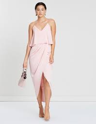 Do you have any other garden wedding ideas that we didn't cover here? What To Wear To A Garden Wedding The Ultimate Guide