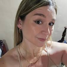 Y UN DÍA VOLVIÓ🇦🇷💔 Tras separarse de Martín Demichelis, Evangelina  Anderson mostró un emotivo video de su regreso definitivo a la Argentina.