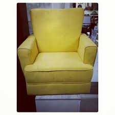 for sale modern chair yellow color price 20 bd للبيع كرسي مودرن لون اصفر السعر 20 bd tel 33770050 furniture home decor decor