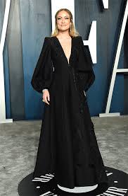 The one thing the prolific cover star hasn't done yet is answer 73 questions. Harry Styles Keeping Relationship With Olivia Wilde Private Hollywood Life