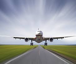 Un avion a été forcé d'atterrir sur une autoroute, esquivant les voitures puis passant même sous un pont, avant de finalement terminer sa course folle. Voyager En Avion Vos Droits Institut National De La Consommation