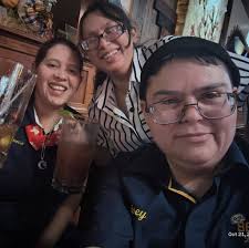 McDonald's dine-in tray theft reasons