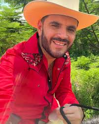 Photo by Alfredo Rios El Komander (@soyelkomander1) · January 24, 2025