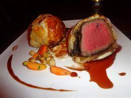 Must Visit Gordon Ramsey Steak At Paris Once There Must Have The Beef Wellington Adam M Jakovina Gordon Ramsay Steak Fancy Dishes Gordon Ramsay