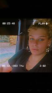 IN THE TRUCK VS OUTSIDE THE TRUCK 🚛🚛 #onelove