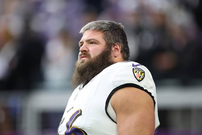 Chargers release former Georgia Bulldogs OL