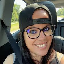 What caused the power outage in Grand Blanc and when will it be restored?