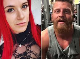 Un youtuber fisicoculturista murió tras apuñalar a una joven que conoció en  Tinder