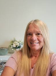 Stacy Peacock's Instagram, Twitter & Facebook