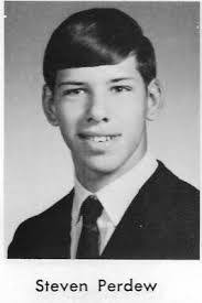 Steven Perdew's Instagram, Twitter & Facebook