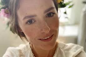 She is known for her work on viattomien verellä (2001), weiser (2001). Dxf2psqbwa4kum