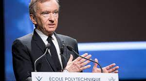 #3 bernard arnault & family. Fwui0upzz4rwim