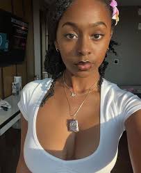 Betty regis 🦋 (@bettyregis1)