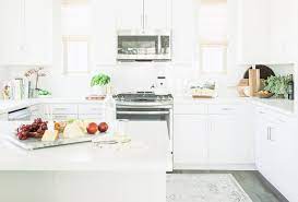 The best white paint color. Benjamin Moore Simply White Kitchen With Clean Lines Home Bunch Interior Design Ideas