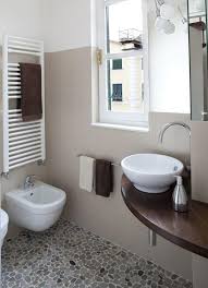 Kleine Badezimmer 36 Ideen Fur Enge Raume Homedesign Moderne Badezimmerideen Badezimmerideen Badezimmer Beige