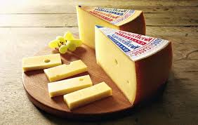 Apartes Culinaires Retour En Suisse Pour Y Decouvrir Une De Ses Specialites Le Fromage Appenzeller Fromage Suisse Fromage Suisse Fromage Alimentation
