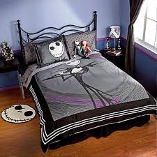 Disney's new 'nightmare before christmas' home decor will scary up your space. Nightmare Before Christmas Bedroom Decor With Gray And Black Blanket And Wooden Varnished N Nightmare Before Christmas Bedding Christmas Bedroom Christmas Room
