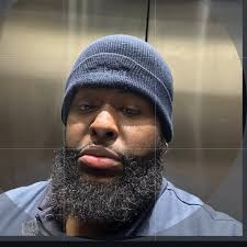 Maturing is rewatching Coming to America and realizing Patrice was hotter  than Lisa ❤️‍🔥